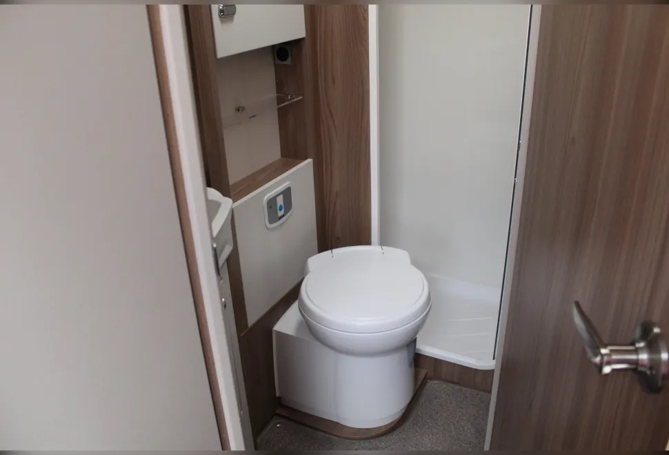 Swift  Bolero 684FB 2016