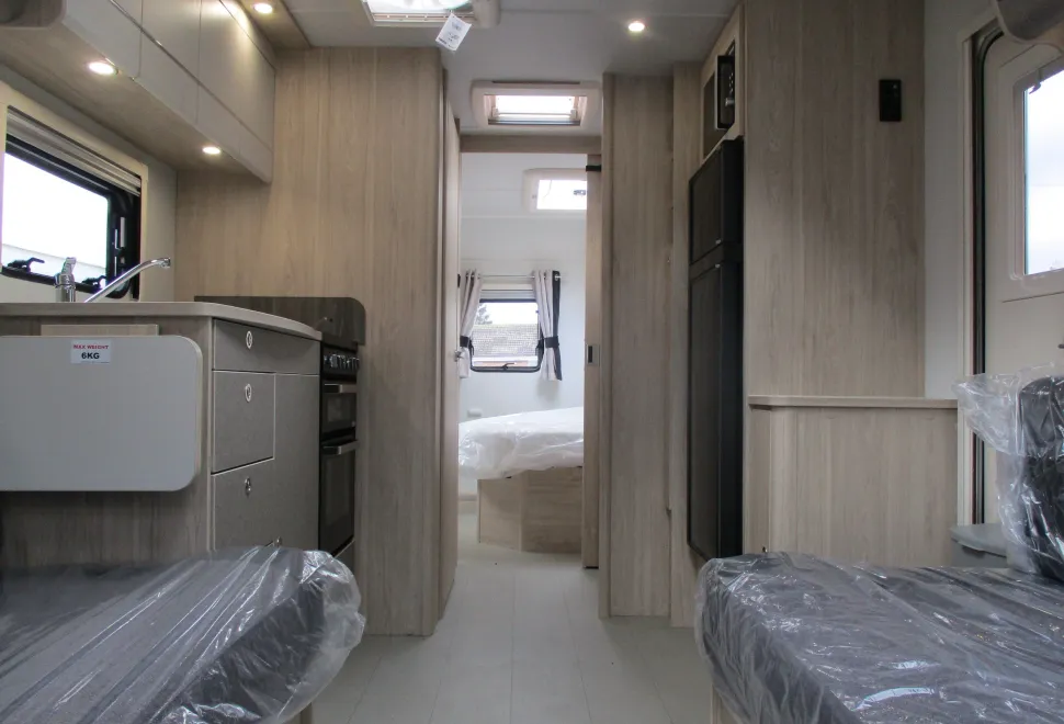 Elddis  Avante 860 2026