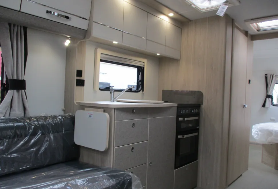 Elddis  Avante 860 2026