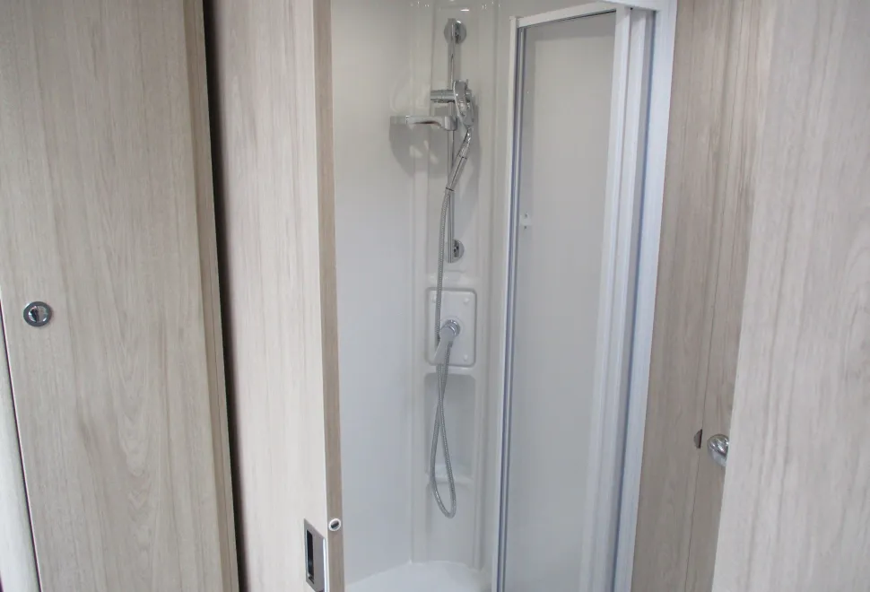 Elddis  Avante 860 2026