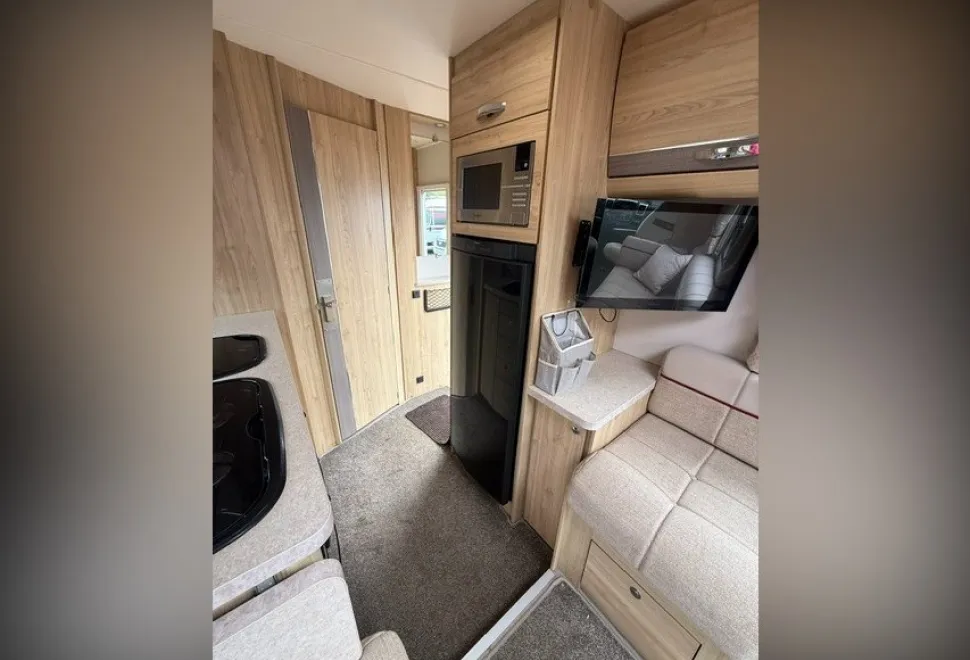 Elddis  Majestic 175 2017