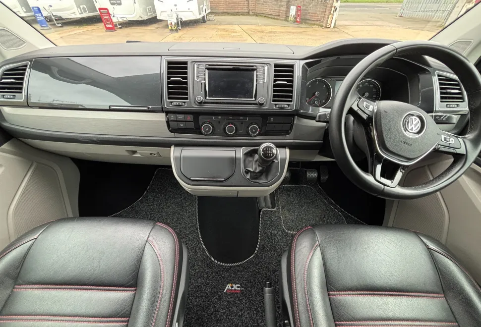 Volkswagen  Transporter T32 2020