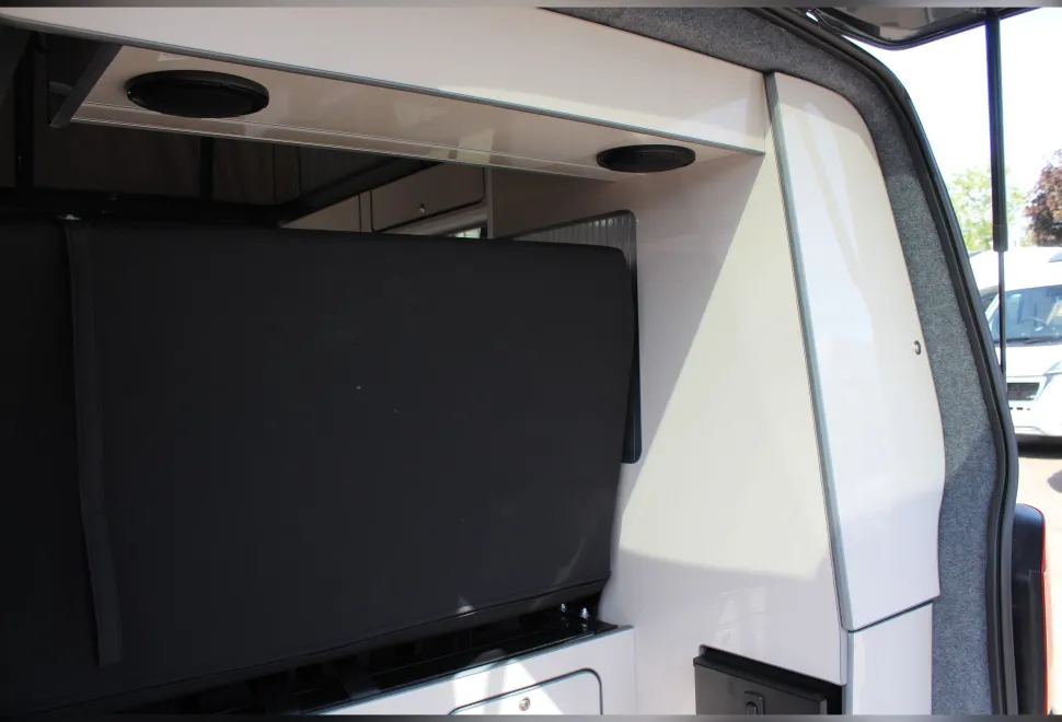 Volkswagen  Transporter 2024