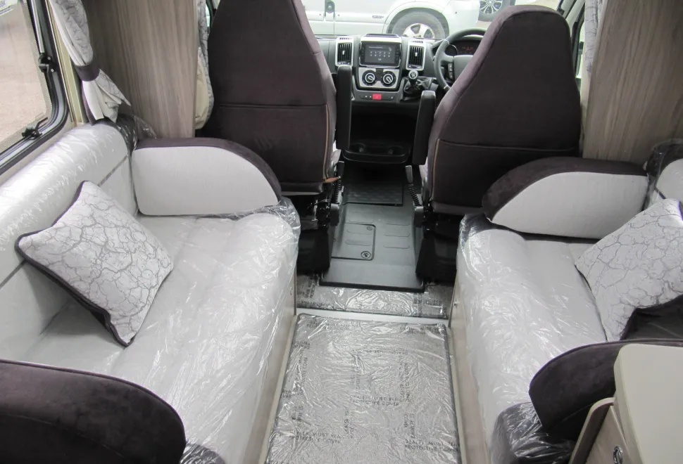 Elddis  Autoquest 185 2025