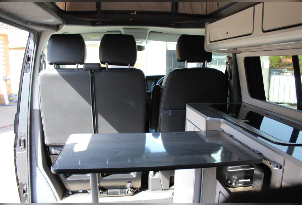 Volkswagen  Transporter 2024