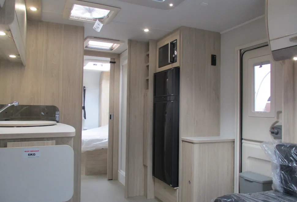Elddis  Avante 860 2026