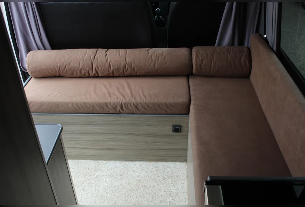 Volkswagen  Crafter 2013