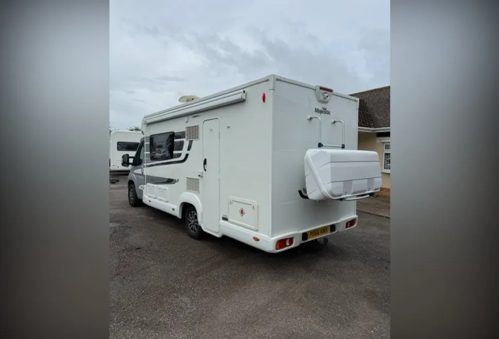 Elddis  Majestic 175 2017