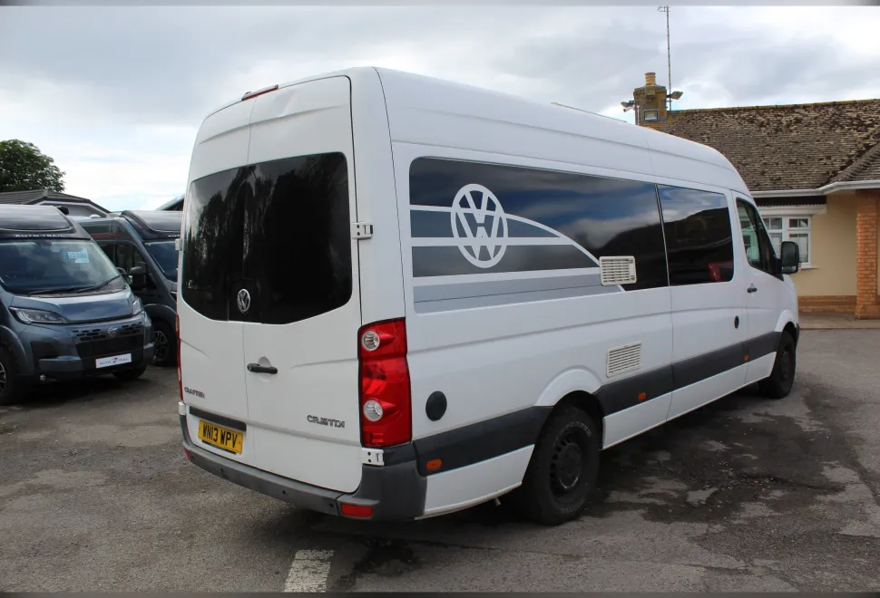 Volkswagen  Crafter 2013