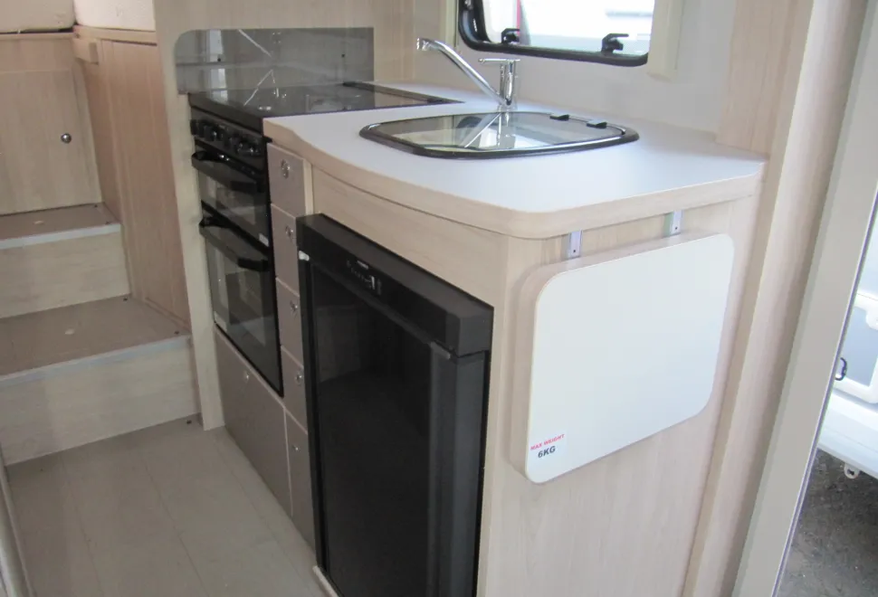 Elddis  Autoquest 194 2025