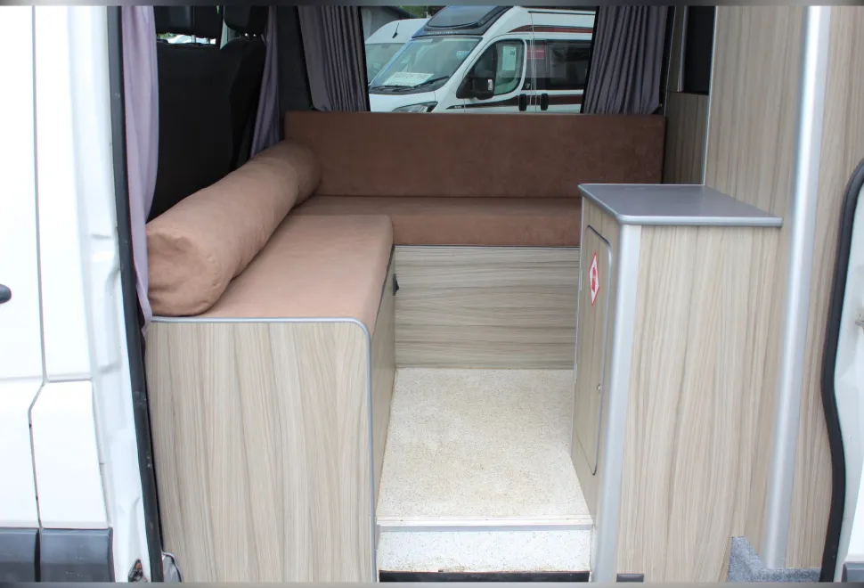 Volkswagen  Crafter 2013