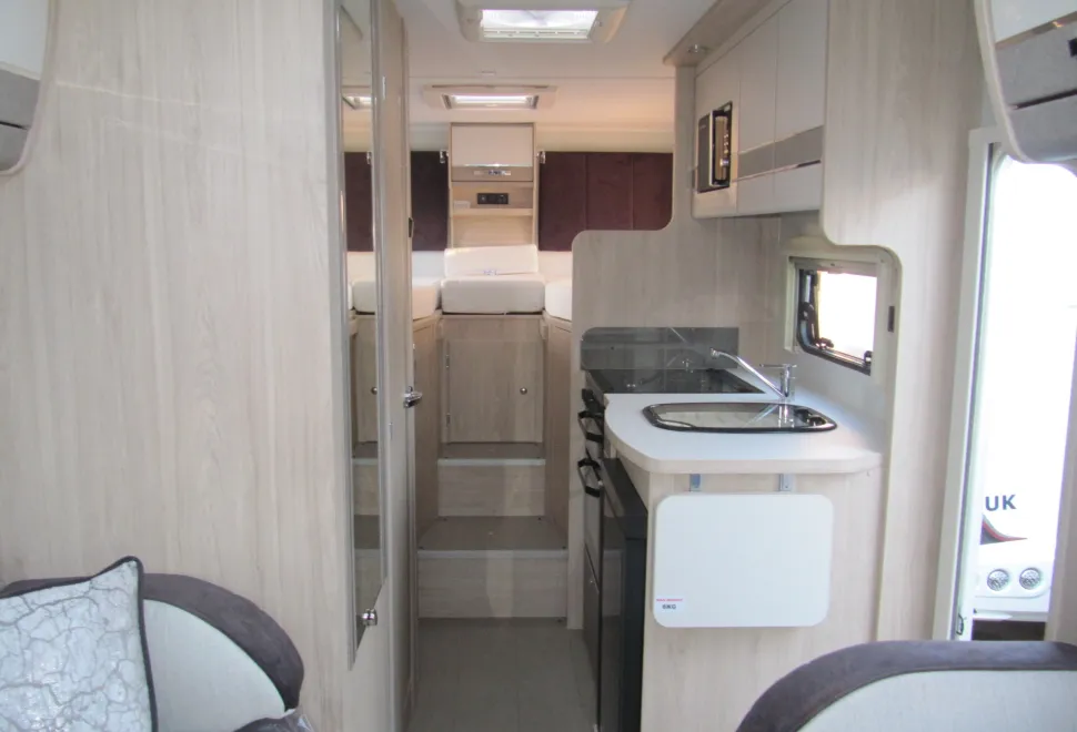 Elddis  Autoquest 194 2025