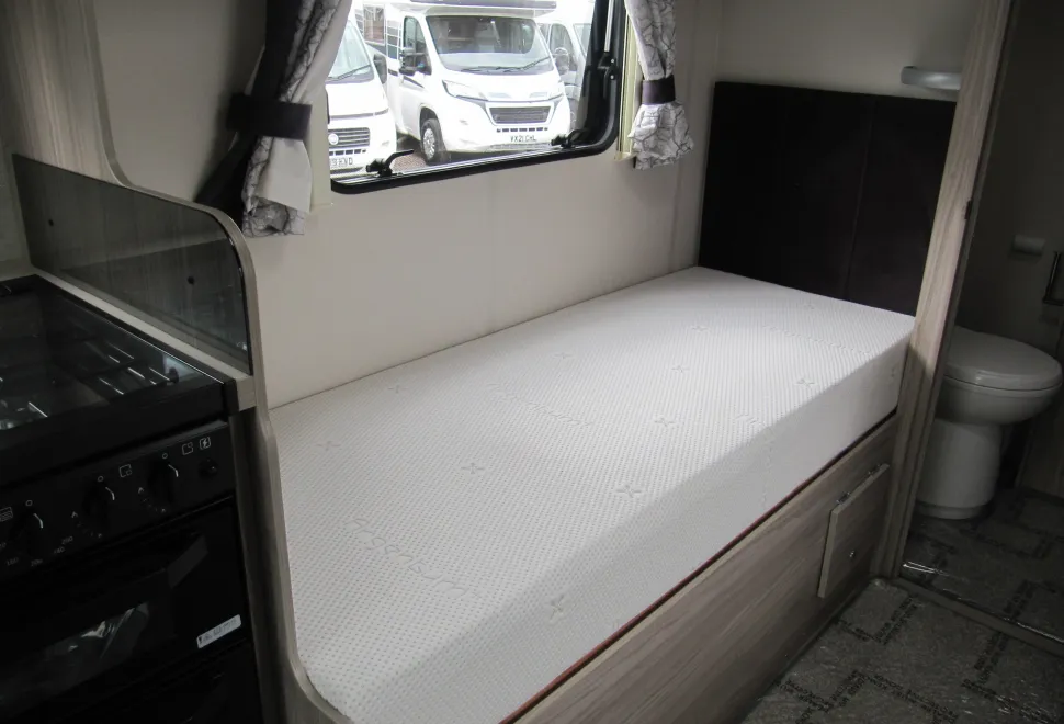 Elddis  Autoquest 185 2025