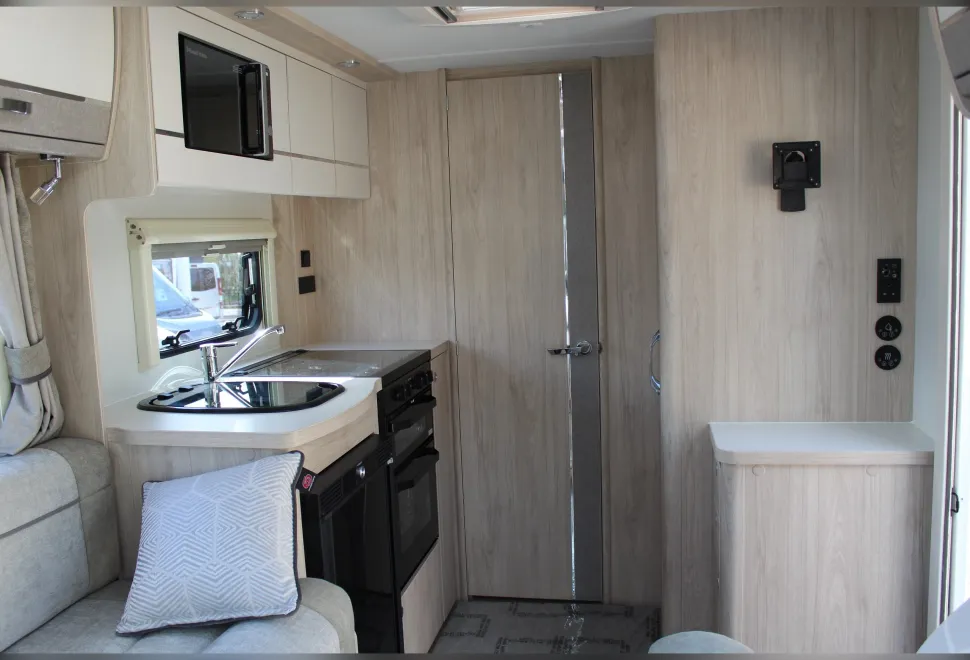 Elddis  Accordo 105 2025
