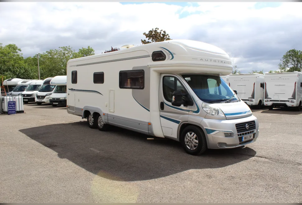 Auto-Trail  Chieftain 2011