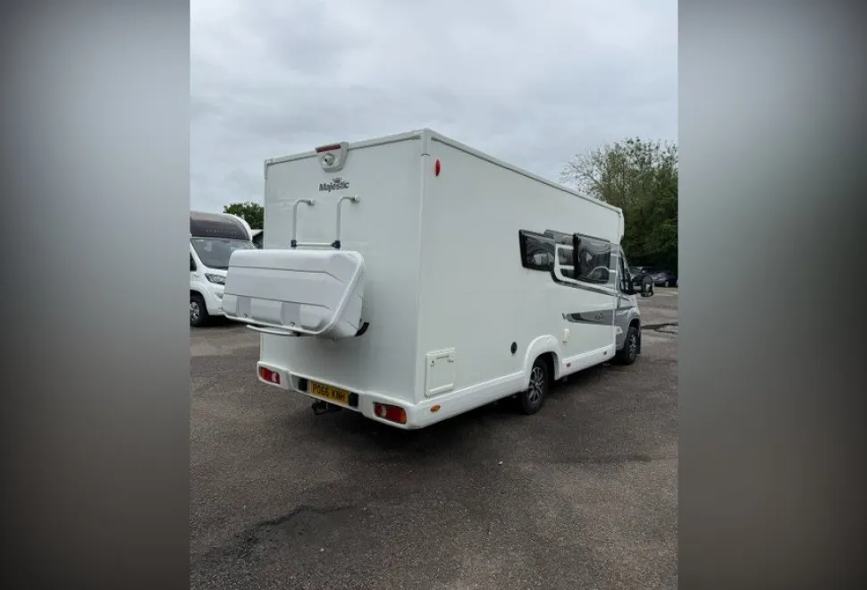 Elddis  Majestic 175 2017