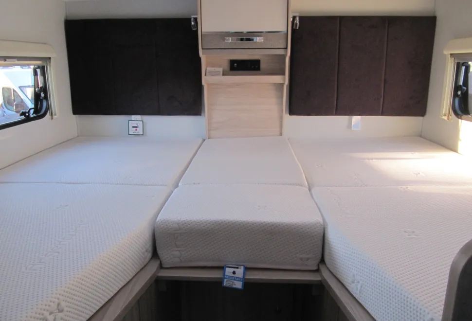 Elddis  Autoquest 194 2025