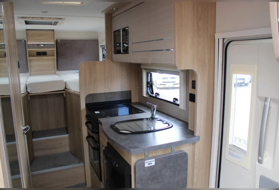 Elddis  Majestic 194 2021