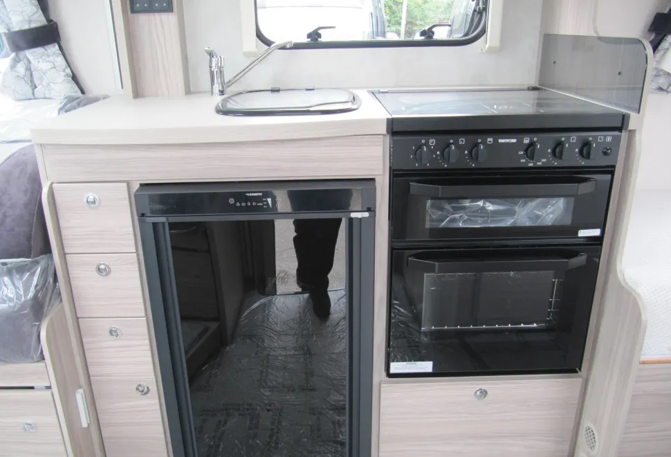 Elddis  Autoquest 185 2025