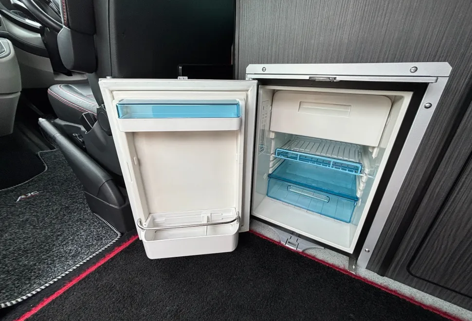 Volkswagen  Transporter T32 2020