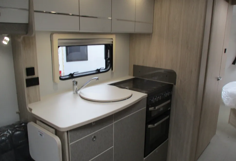 Elddis  Avante 860 2026