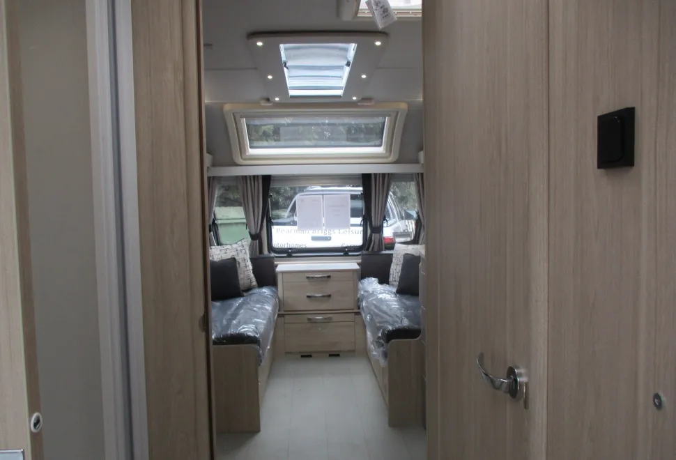 Elddis  Avante 860 2026