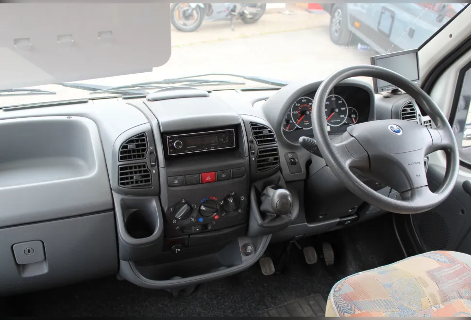 Lunar  Roadstar 720 2005