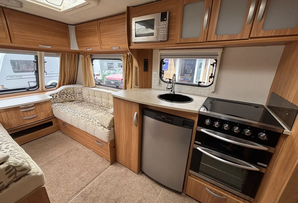 Lunar  Clubman 2013