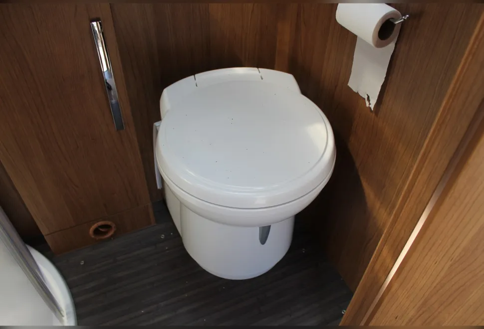 Auto-Trail  Apache 634 2017