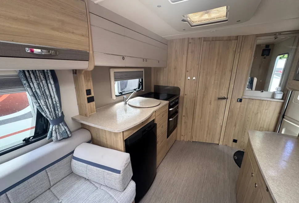 Elddis  Chatsworth 2017