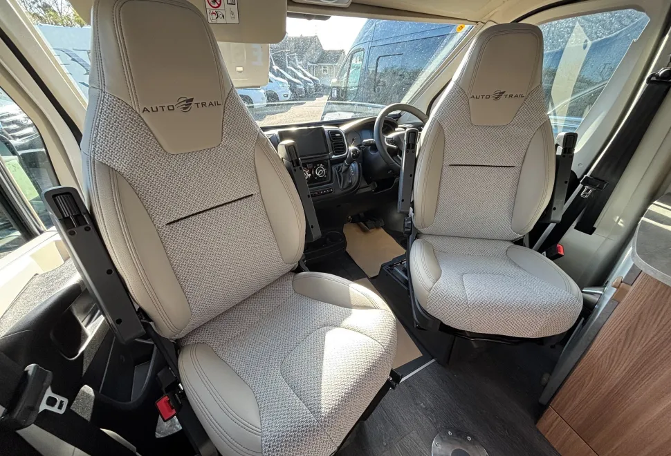 Auto-Trail  V-Line 2026