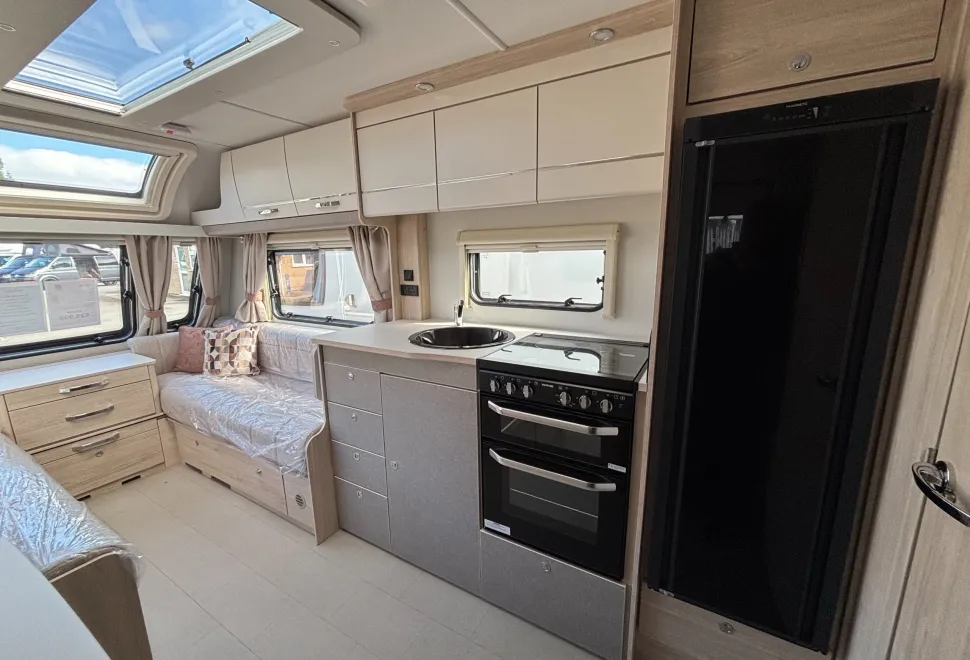 Elddis  Avante 2025