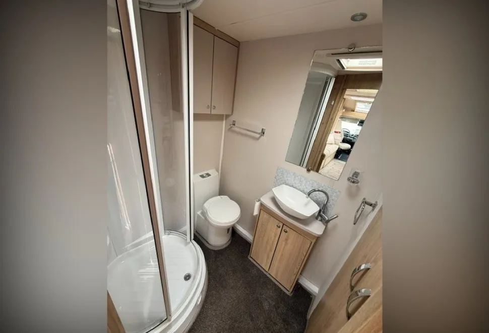 Elddis  Majestic 175 2017