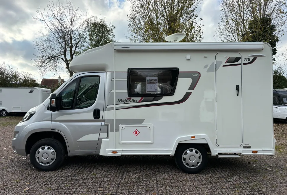 Elddis  Autoquest 2016
