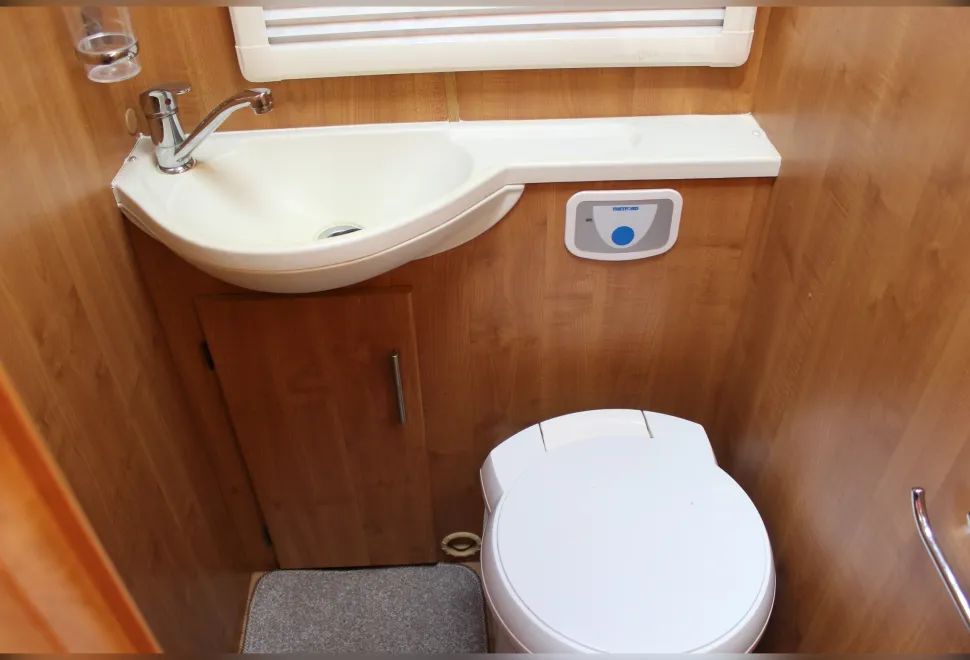 Auto-Trail  Chieftain 2011