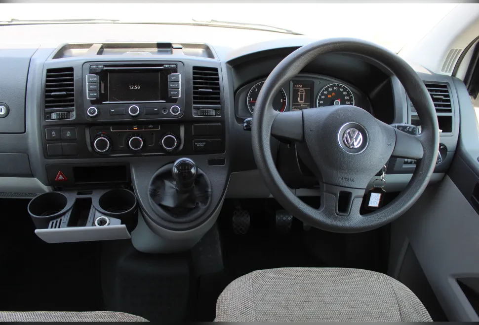 Volkswagen  Transporter 2015