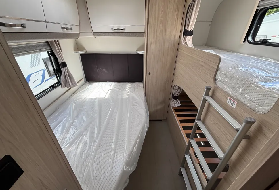 Elddis  Avante 868 2026