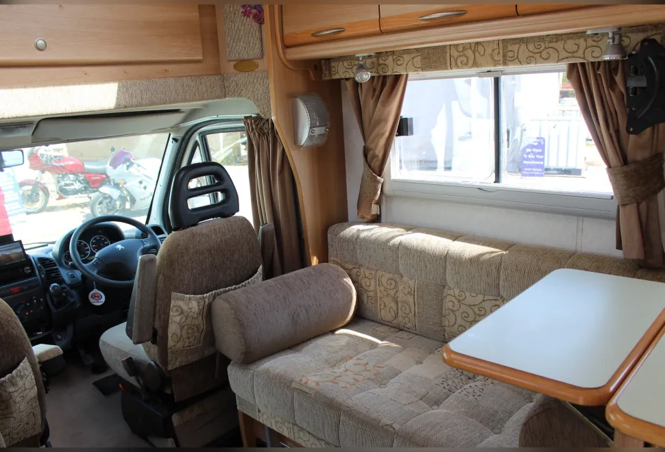 Autocruise  Starblazer 2006