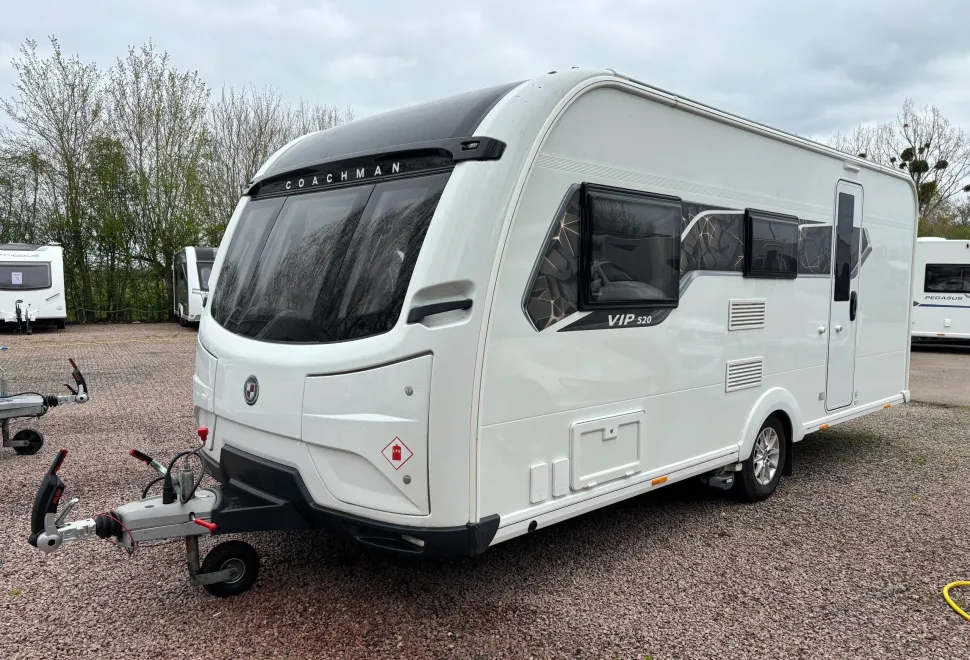 Coachman  VIP 2025