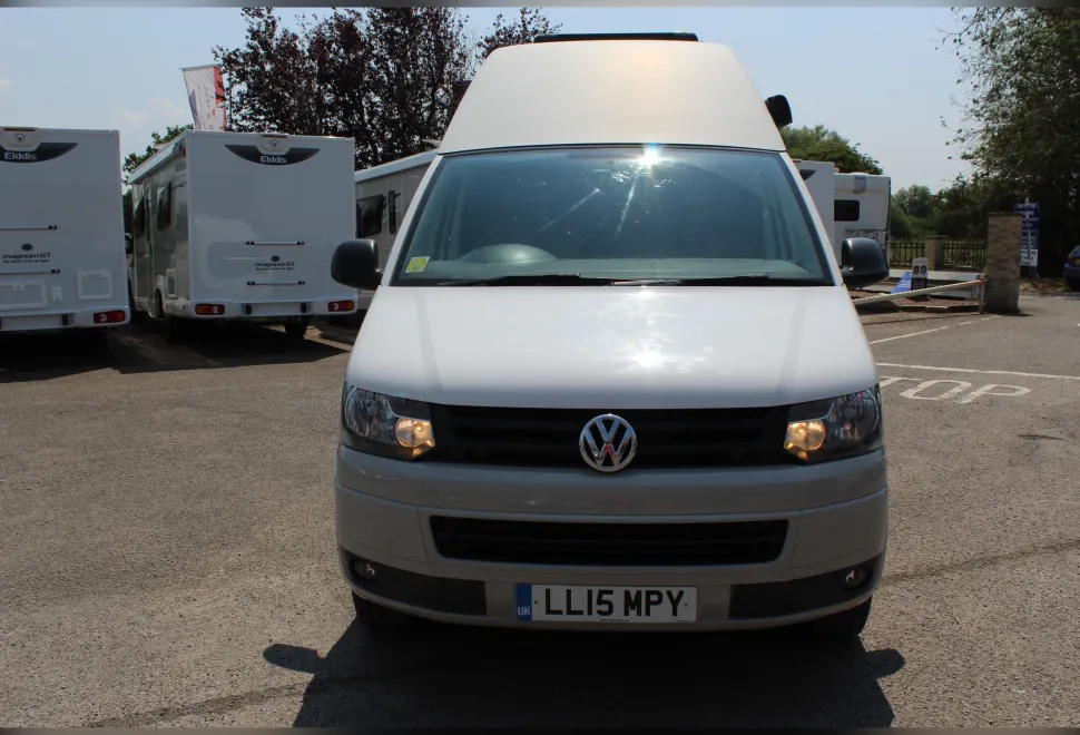 Volkswagen  Transporter 2015