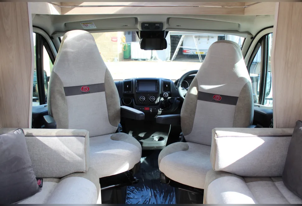 Elddis  Accordo 105 2025