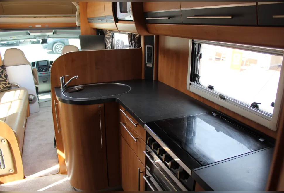 Auto-Trail  Chieftain 2011