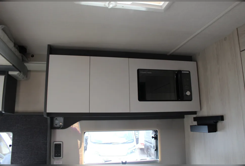 Auto-Trail  F-Line F60 2025