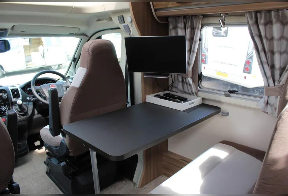 Swift  Bolero 684FB 2016