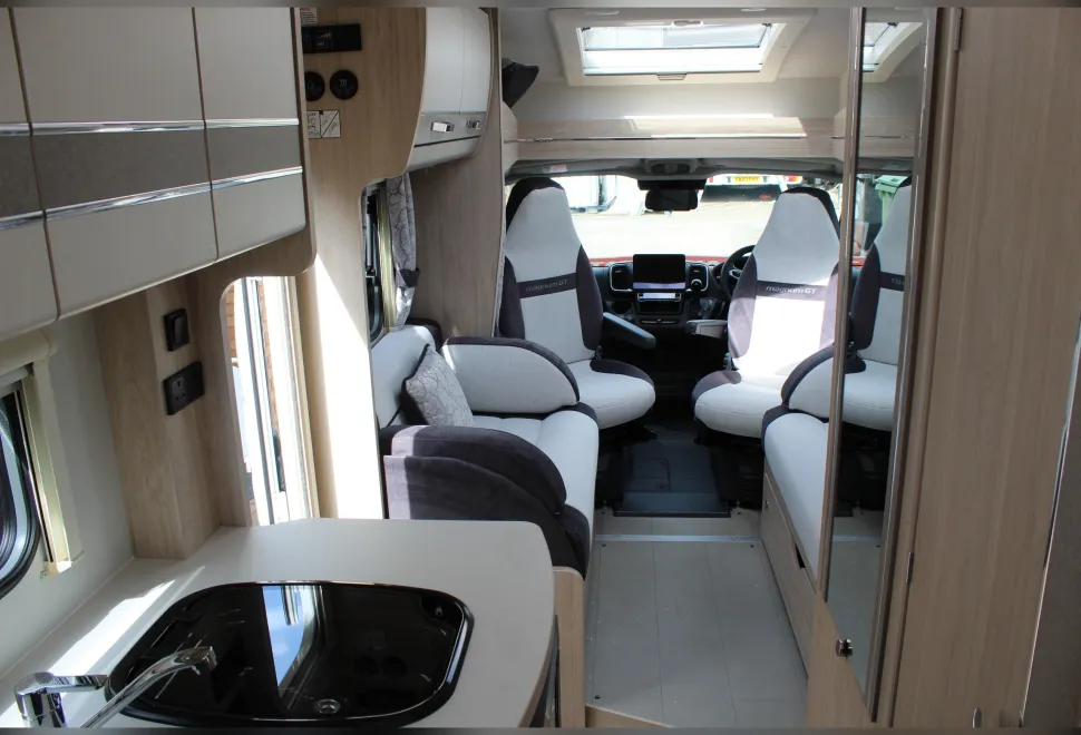Elddis  Autoquest 194 2026