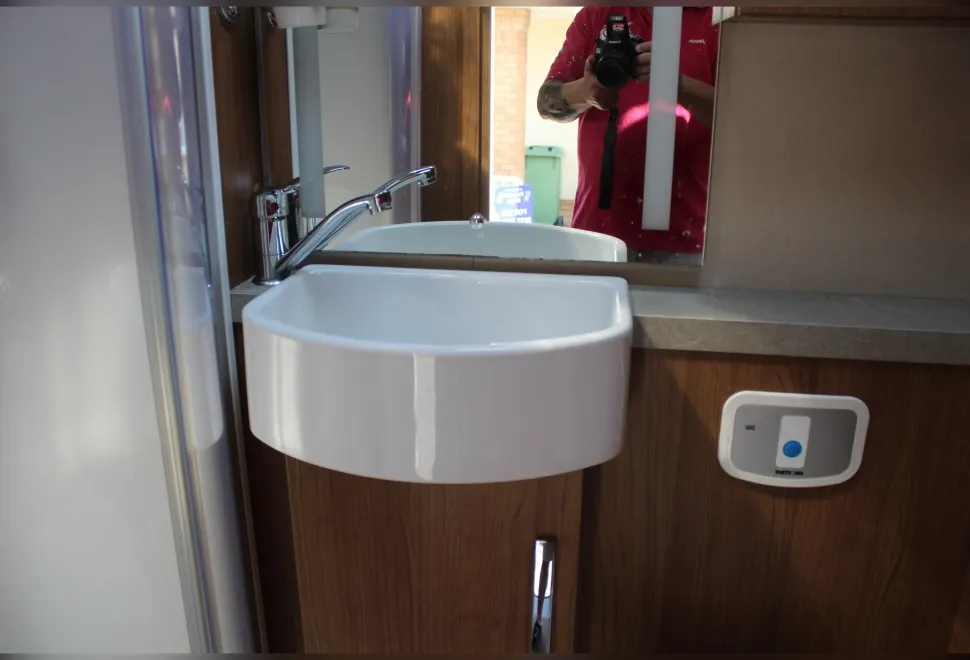 Auto-Trail  Apache 634 2017