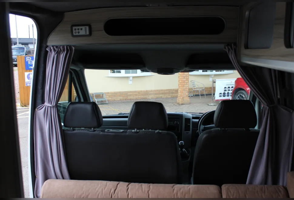 Volkswagen  Crafter 2013