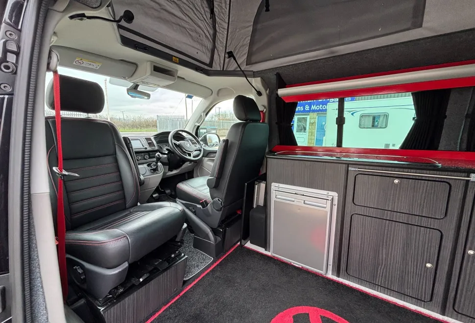 Volkswagen  Transporter T32 2020