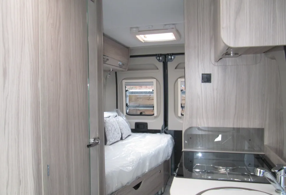 Elddis  Autoquest CV60 2025