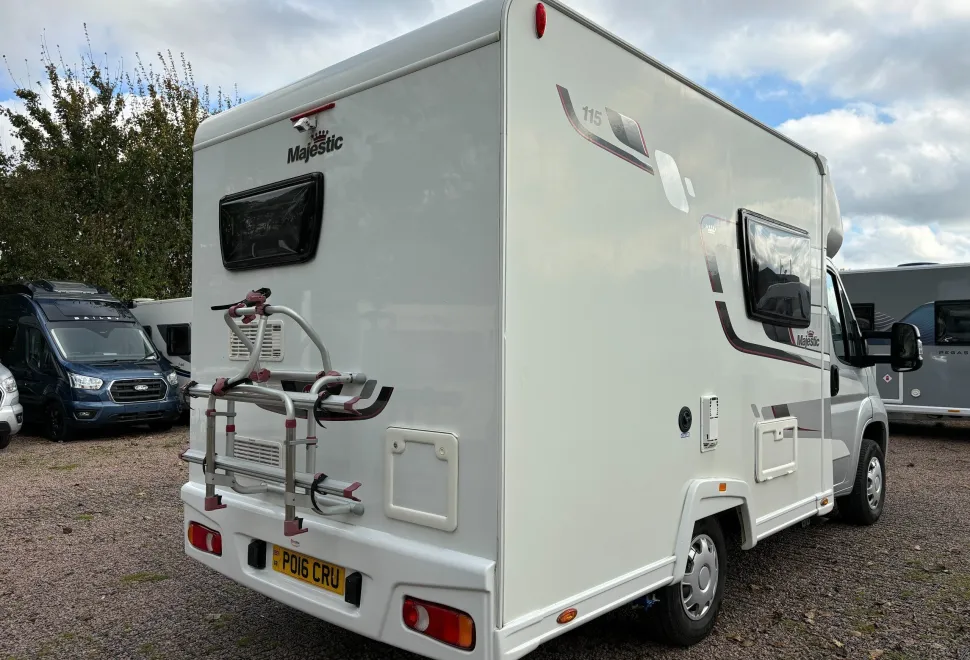 Elddis  Autoquest 2016